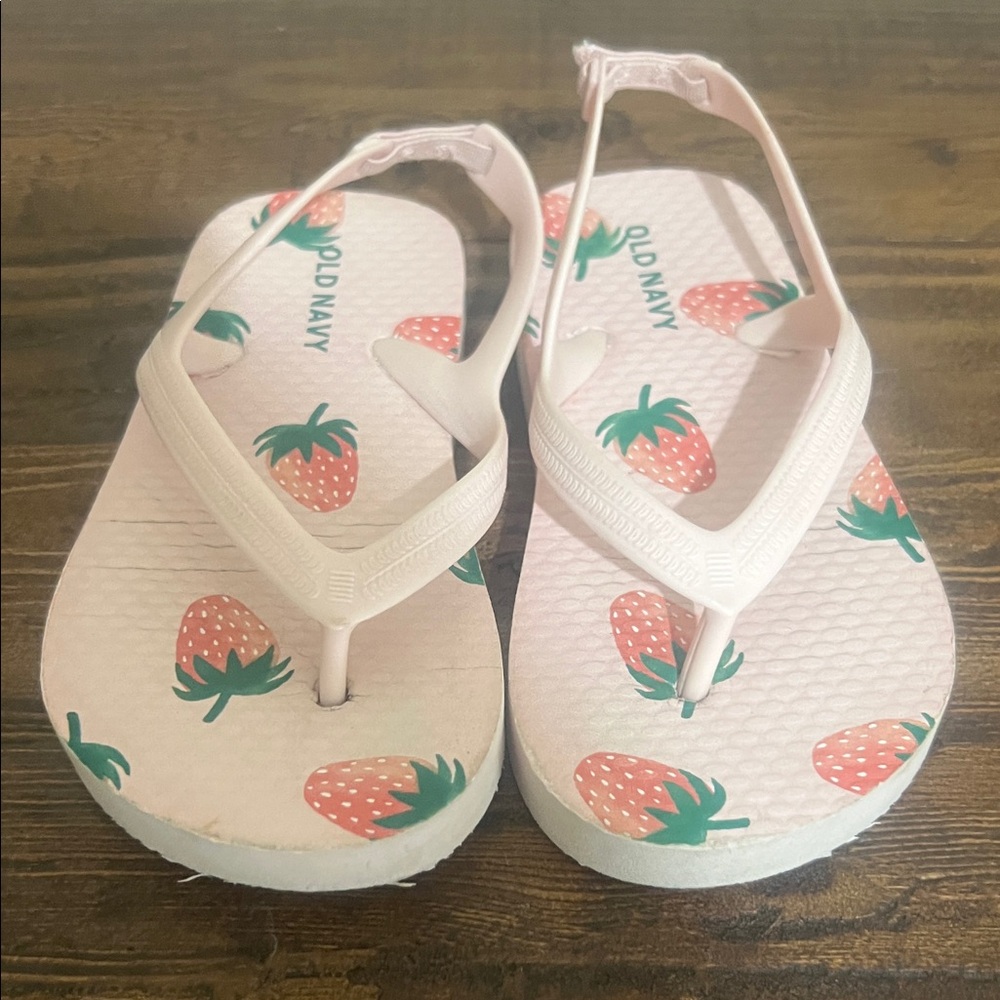 Old Navy Kids Light Pink Strawberry Flip Flops